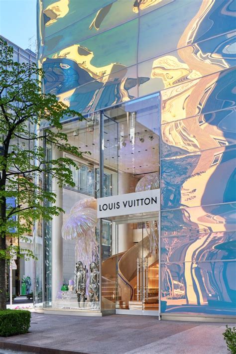 louis vuitton tokyo interior|louis vuitton tokyo shinjuku store.